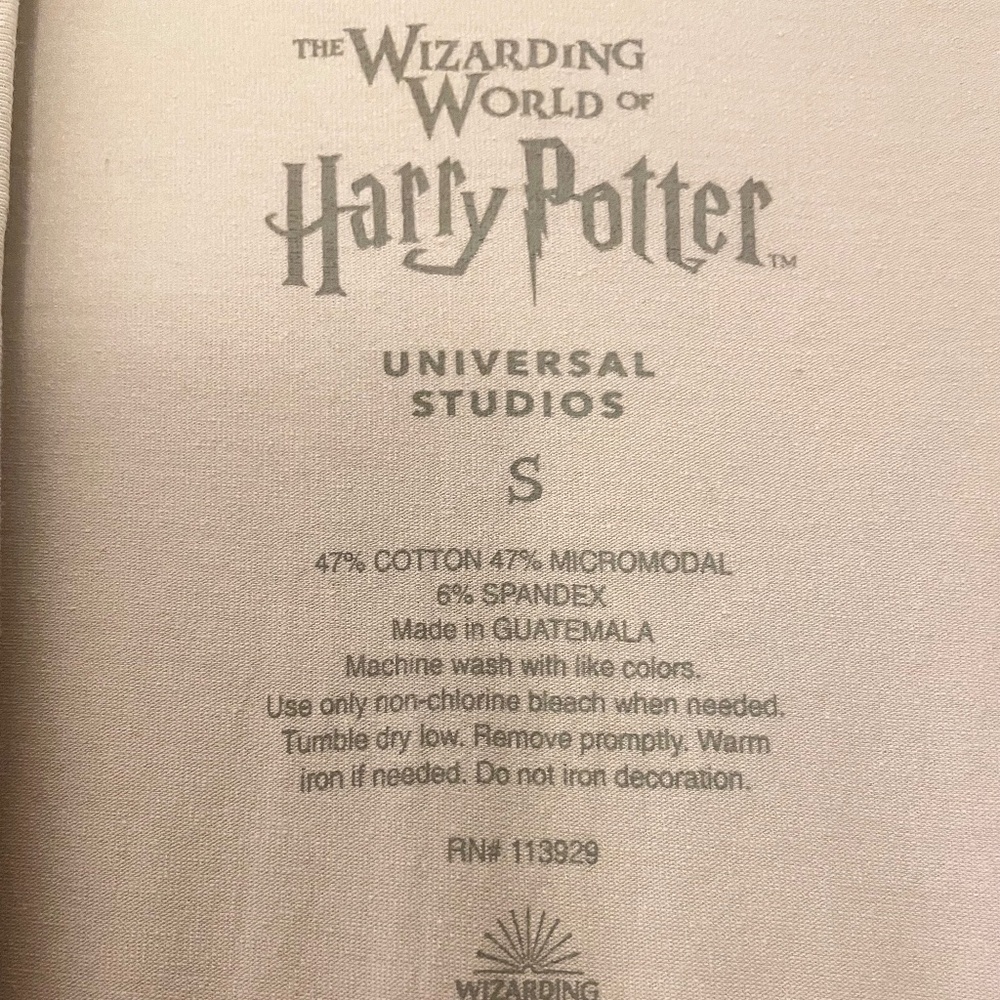 NWOT Universal Studios Magical Spells Wingardium Leviosa Women's T-Shirt - Picture 6 of 7